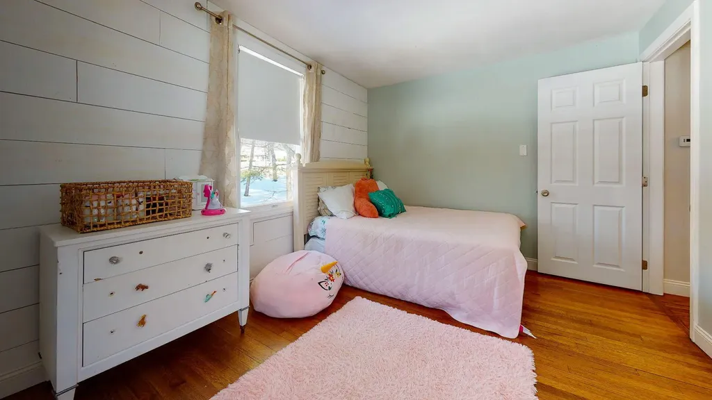 18 Meadowview Road Windham ME 04062