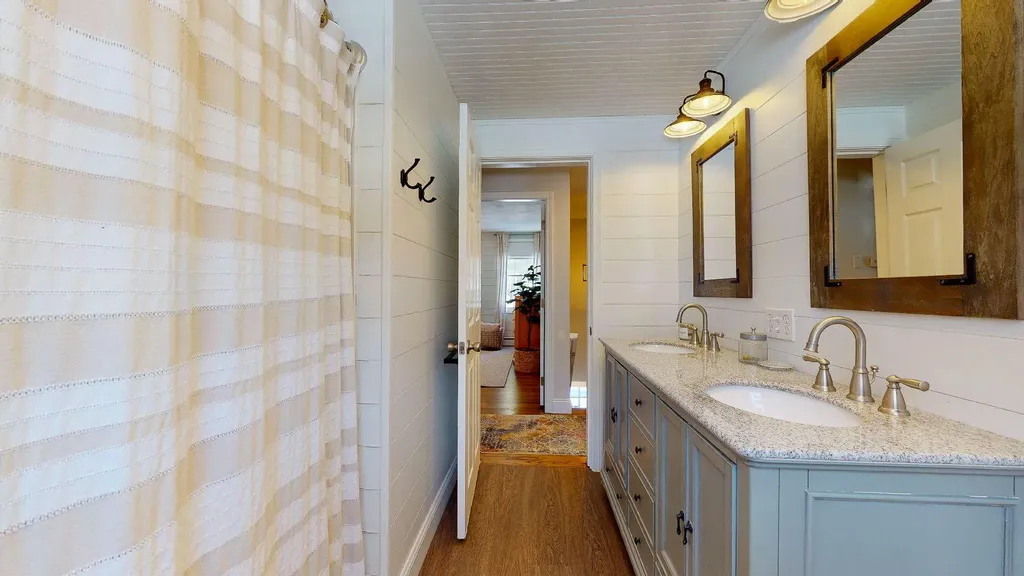 18 Meadowview Road Windham ME 04062