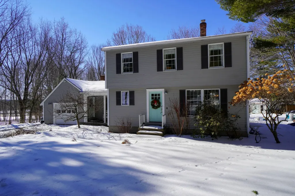 18 Meadowview Road Windham ME 04062