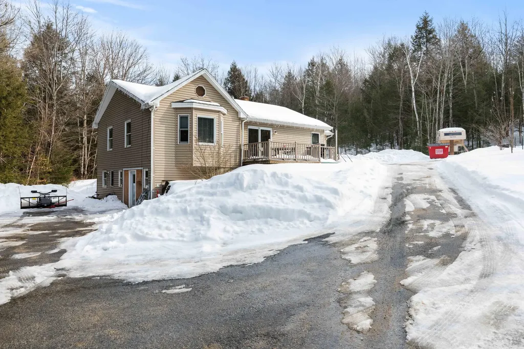 205 Richmond Road Litchfield ME 04350