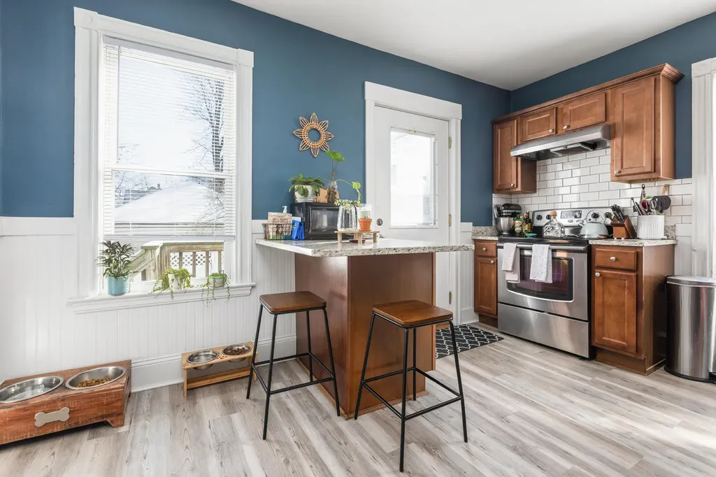 35 Westminster Avenue Portland ME 04103