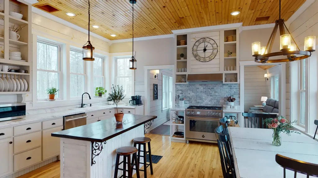 12 Boulder Hill Drive Jefferson ME 04348