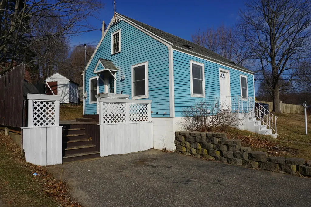 5 Boush Street Kittery ME 03904