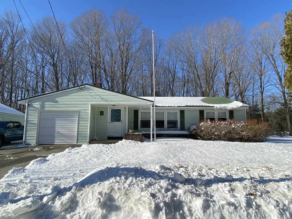 15 Highland Cliff Road Windham ME 04062
