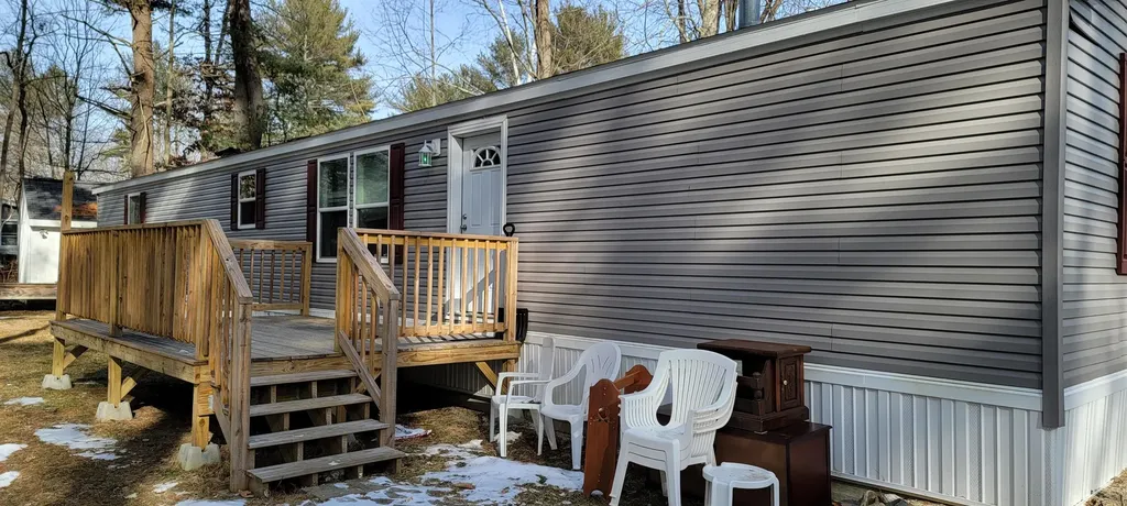 22 Hawk Way Eliot ME 03903