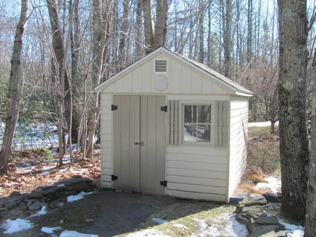 1 Mollys Run Kennebunk ME 04043