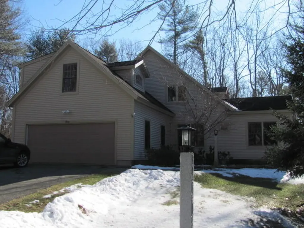 1 Mollys Run Kennebunk ME 04043
