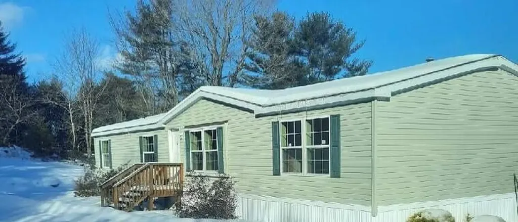 828 Church Hill Road Leeds ME 04263
