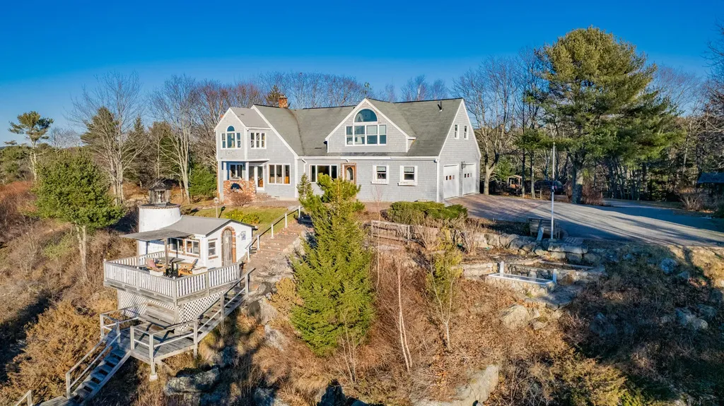 19 Paradise Cove Phippsburg ME 04562