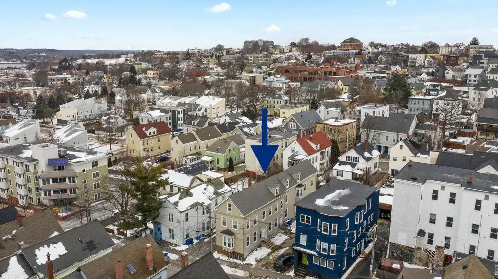 37 Smith Street Portland ME 04101