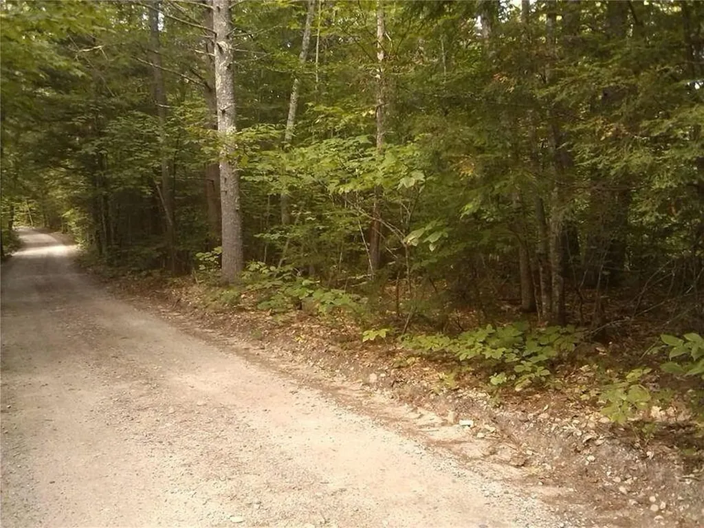 89 Ai Road Raymond ME 04071