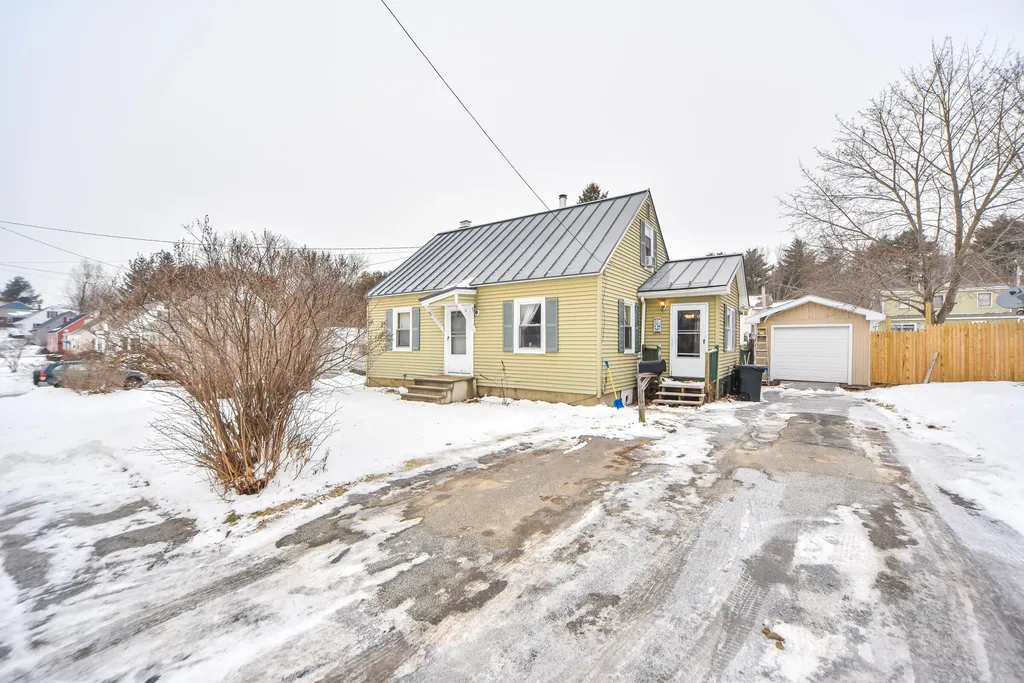51 Longwood Avenue Augusta ME 04330