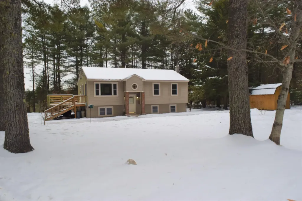 92 Plains Road Harrison ME 04040