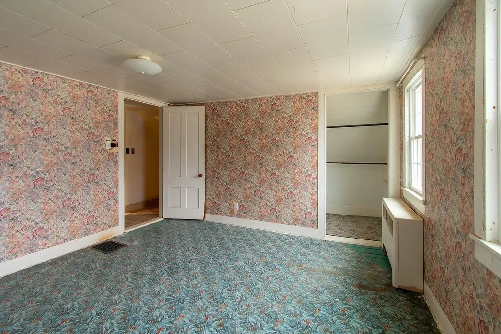 47 Beechwood Street Thomaston ME 04861