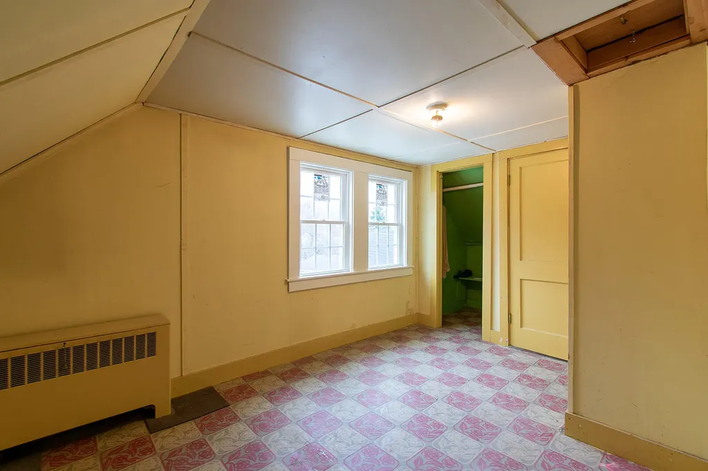 47 Beechwood Street Thomaston ME 04861