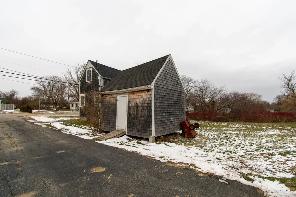 47 Beechwood Street Thomaston ME 04861
