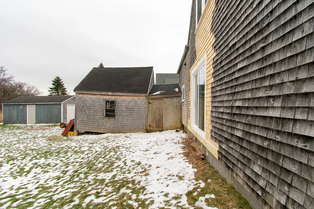 47 Beechwood Street Thomaston ME 04861