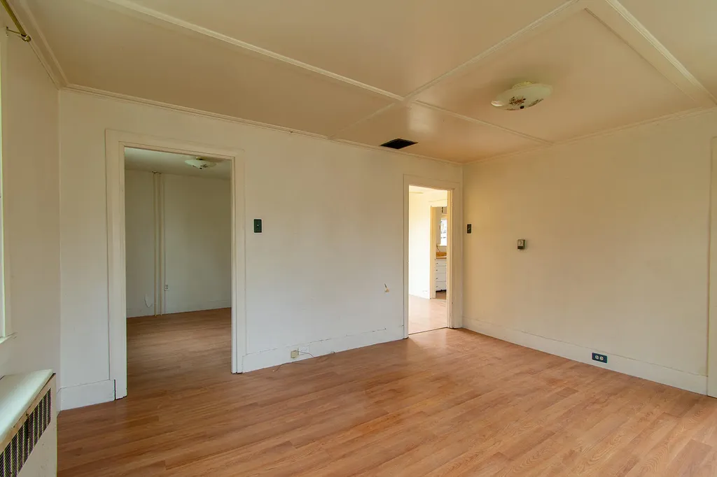 47 Beechwood Street Thomaston ME 04861