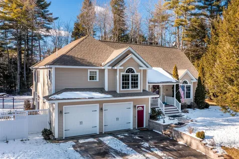 3 Knoll Drive Saco ME 04072
