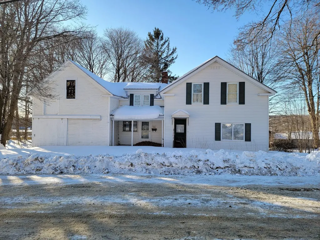 167 Free Street Dexter ME 04930