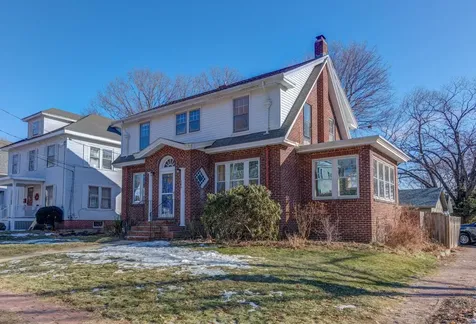 165 Bolton Street Portland ME 04102