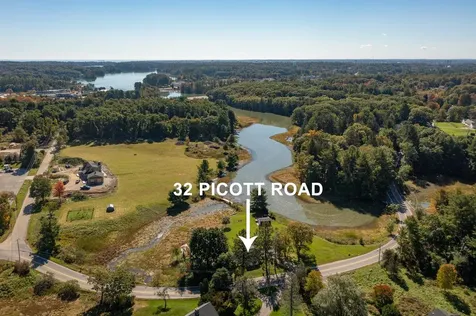 32 Picott Road Kittery ME 03904