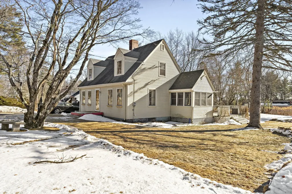 100 Leighton Road Falmouth ME 04105