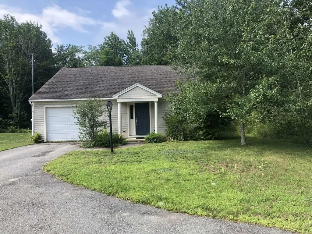 5 Cottage Lane Rockport ME 04856