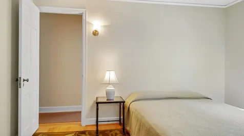 547 Main Street Wayne ME 04284