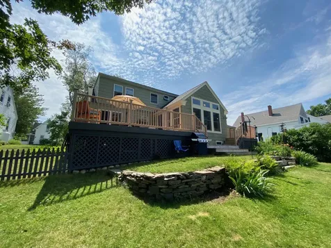 547 Main Street Wayne ME 04284