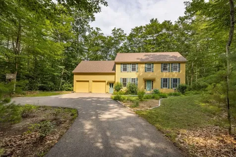 8 Blueberry Lane Kittery ME 03904