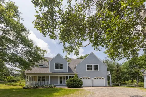 12 Chickadee Lane Hope ME 04847