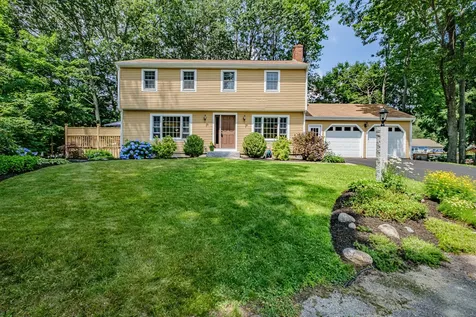 61 Wendy Way Portland ME 04103