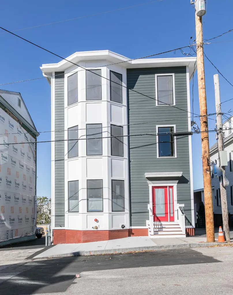 31 E Oxford Street Portland ME 04101