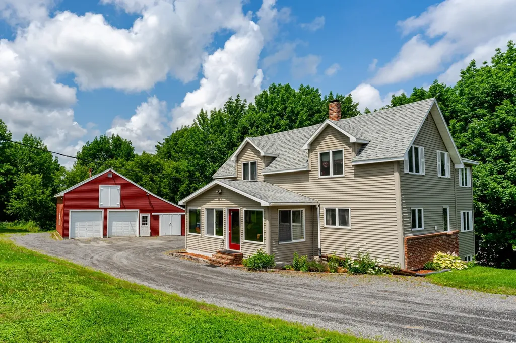 46 Pleasant Hill Road Augusta ME 04330