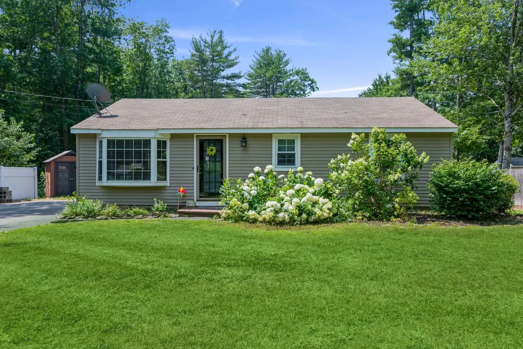 29 Tall Pines Drive Saco ME 04072
