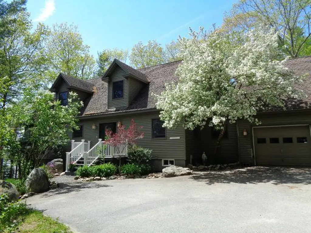 63 Dwelly Point Road Franklin ME 04634