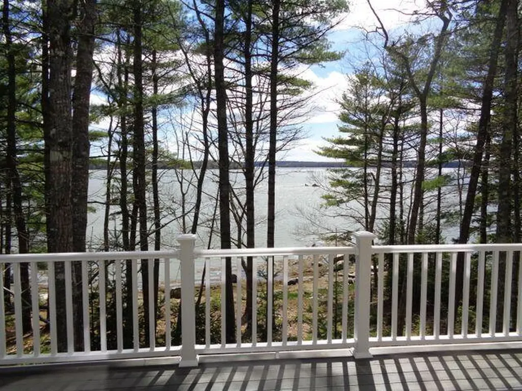 63 Dwelly Point Road Franklin ME 04634