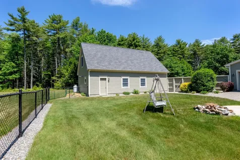 29 Whitney Way Topsham ME 04086