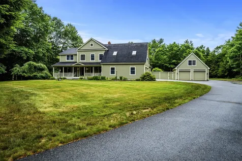 29 Whitney Way Topsham ME 04086