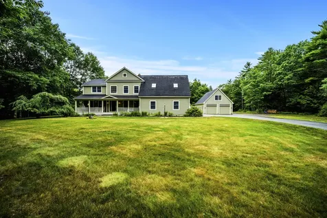 29 Whitney Way Topsham ME 04086