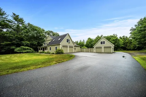 29 Whitney Way Topsham ME 04086