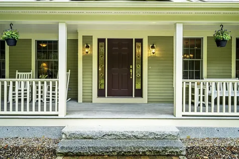29 Whitney Way Topsham ME 04086