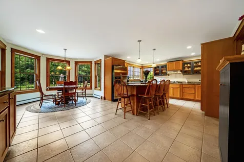 29 Whitney Way Topsham ME 04086