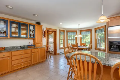 29 Whitney Way Topsham ME 04086