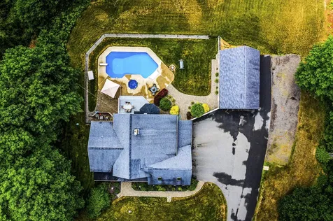 29 Whitney Way Topsham ME 04086