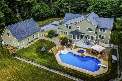 29 Whitney Way Topsham ME 04086