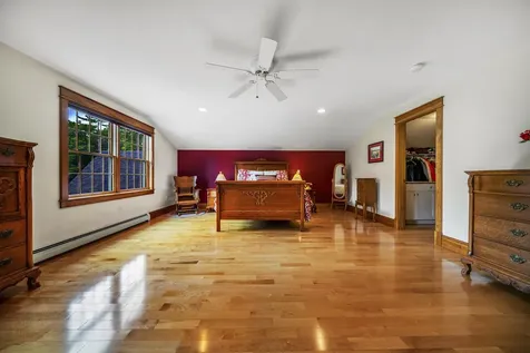 29 Whitney Way Topsham ME 04086