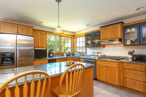 29 Whitney Way Topsham ME 04086