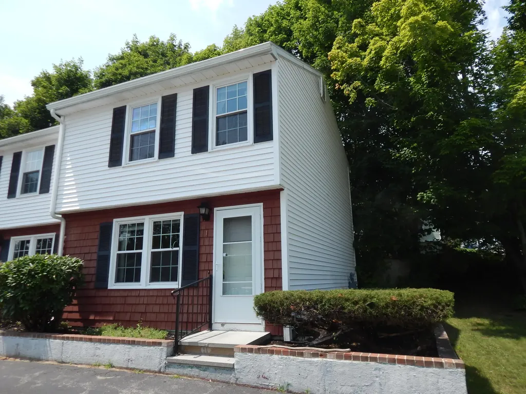 117 Sunset Avenue South Portland ME 04106